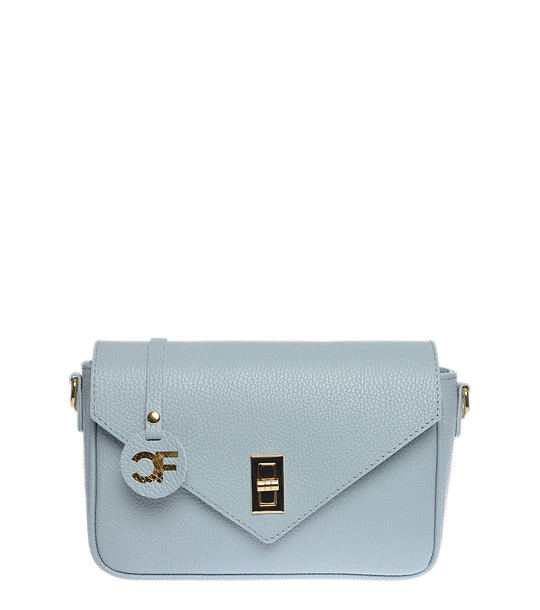 Светлосиня дамска чанта от естествена кожа снимка