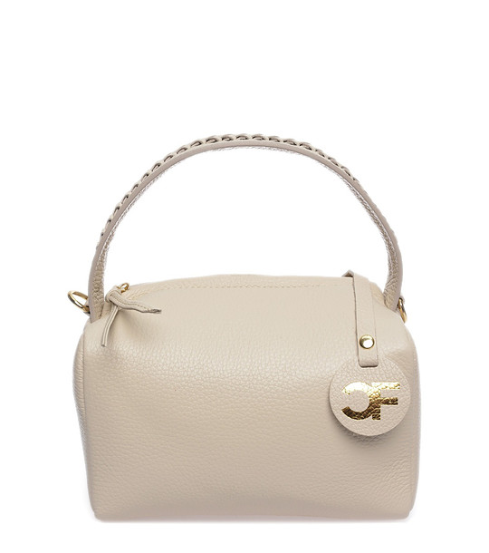 Светлобежова дамска чанта от естествена кожа снимка