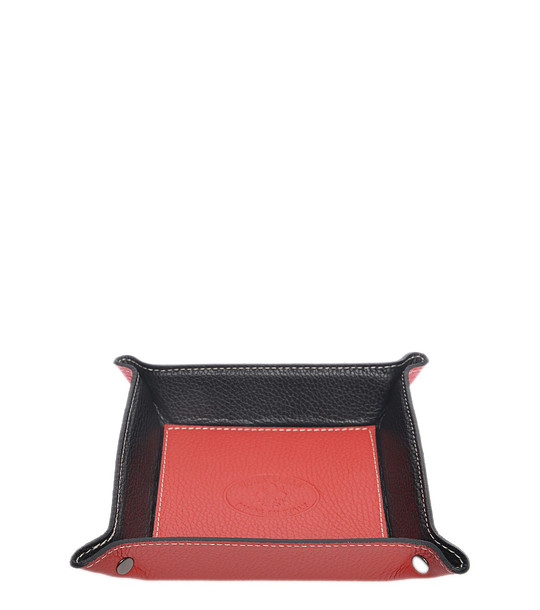 Кожена купа в червен нюанс от естествена кожа снимка