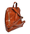 Кожена дамска раница в цвят коняк Crevia-2 снимка