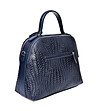 Дамска кожена чанта с релеф в синьо -2 снимка