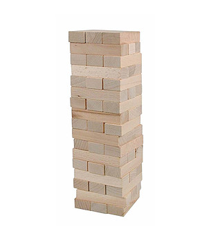 Балансна кула Дженга - натурална снимка