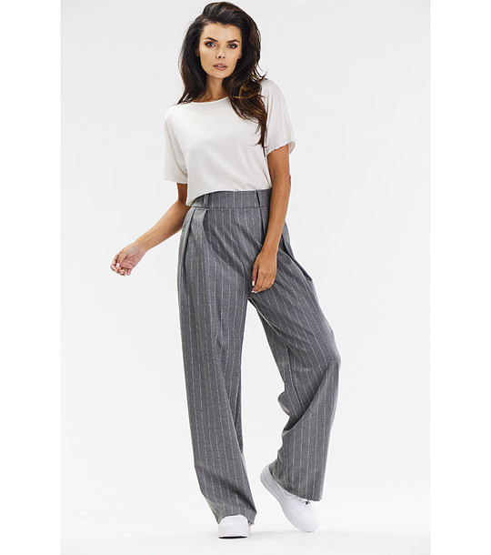 Trousers снимка