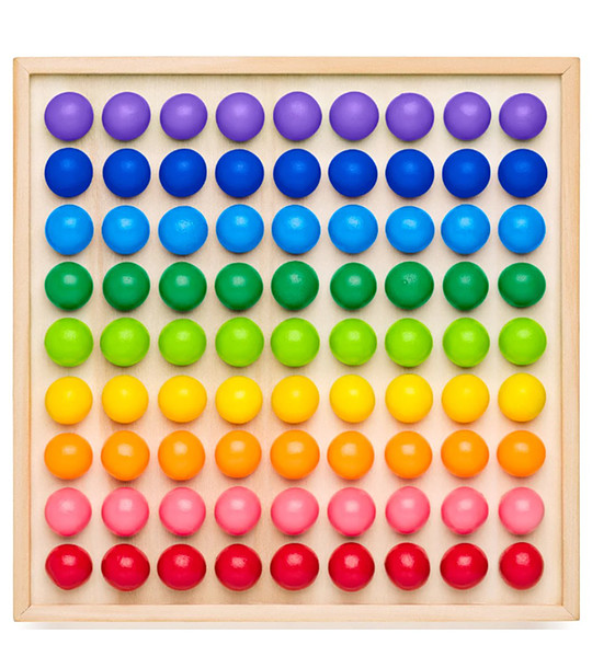 Дървена игра с цветни топчета снимка