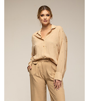 Бяла ленена дамска риза в цвят камел на златисти звезди снимка