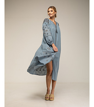 Памучна рокля в син нюанс снимка