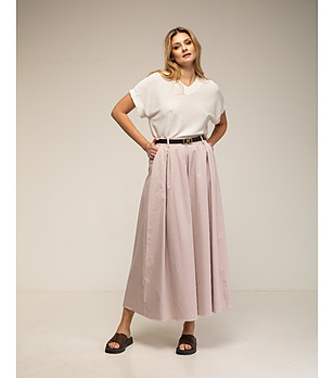 Пола панталон в цвят пудра снимка