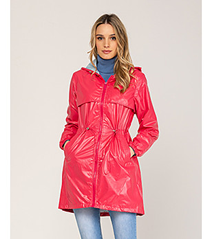 Розовo водоустойчиво дамско яке снимка