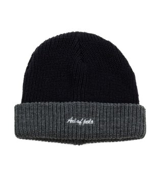 Шапка в черно и графит Art of Polo снимка