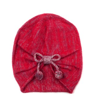Червена зимна шапка снимка
