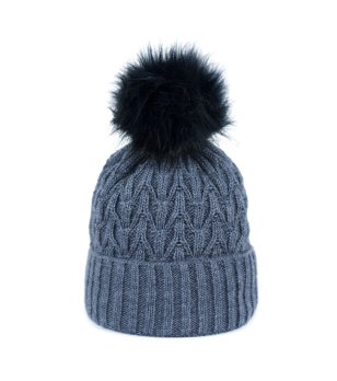 Синя зимна шапка с помпон снимка