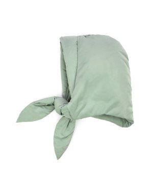 Шапка тип качулка в цвят мента с връзки снимка