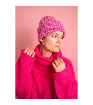 Унисекс розова зимна шапка с подгъв от вълна мерино и кашмир снимка