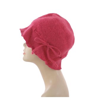 Дамска шапка в розово Nells от вълна снимка
