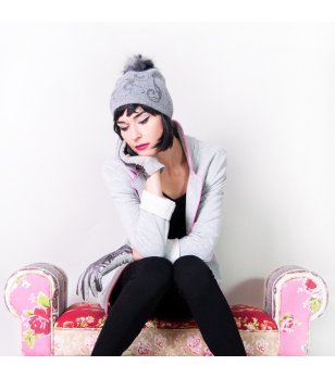 Дамски ръкавици в светлосиво и сребристо снимка