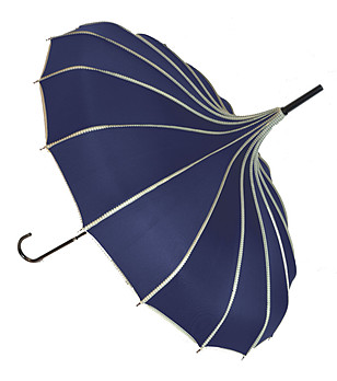 Тъмносин дамски голям чадър снимка