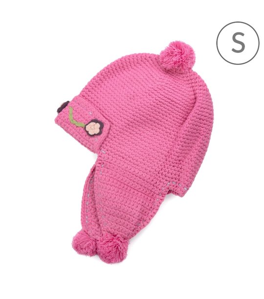 Детска шапка с помпон в цвят малина снимка