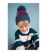 Детска зимна шапка в синьо с принт-4 снимка
