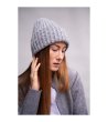 Унисекс зимна шапка в сиво и екрю от вълна мерино и кашмир-2 снимка