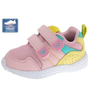 Детски маратонки с лепенки снимка