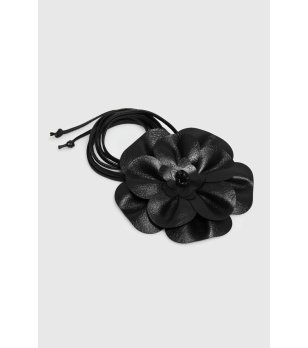 Дамски аксесоар цвете снимка