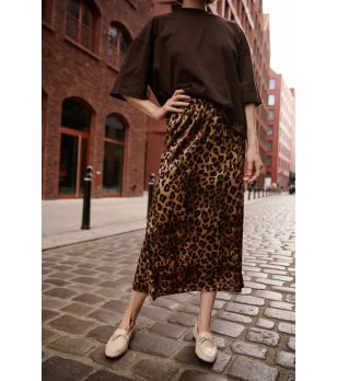 Дълга пола с леопардов принт в кафяво снимка