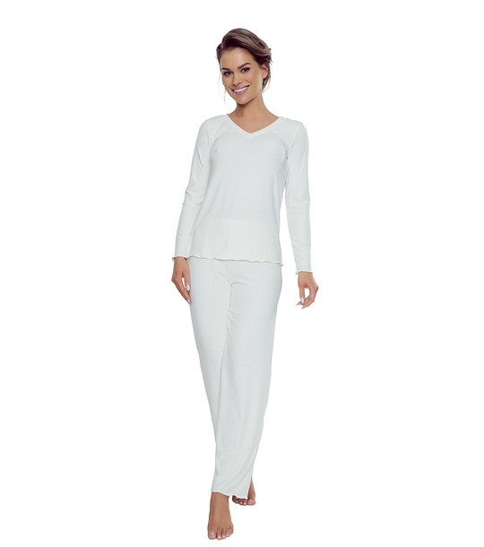 Дамска пижама в екрю Rosaria снимка