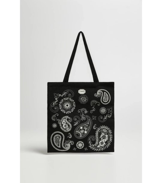 Дамска черна чанта с пейсли принт снимка