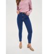 Дамски слим дънки в синьо-3 снимка