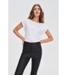 Памучна дамска тениска в бяло-4 снимка