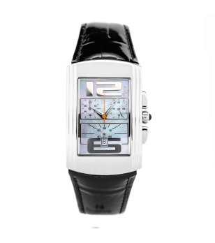 Кварцов часовник с правоъгълен дисплей снимка