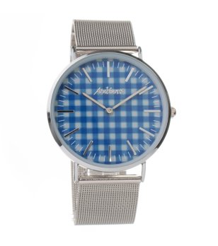 Аналогов сребрист часовник с кариран дисплей в синьо снимка