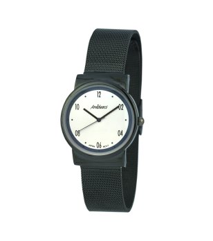 Аналогов черен часовник с мрежеста каишка снимка