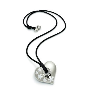 Дамско колие със сърце на цветя снимка