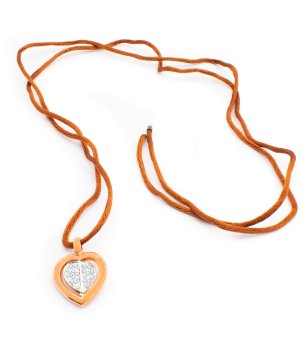 Колие с висулка сърце с камъчета снимка