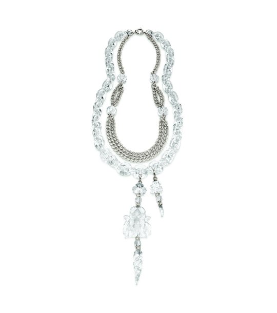 Дамско колие в сребристо с призрачни елементи снимка