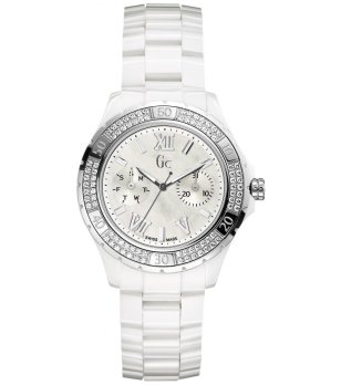 Бял дамски кварцов часовник снимка