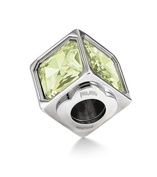 Талисман с формата на куб с кристали снимка