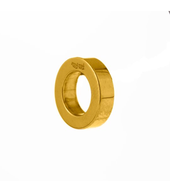 Златист талисман снимка