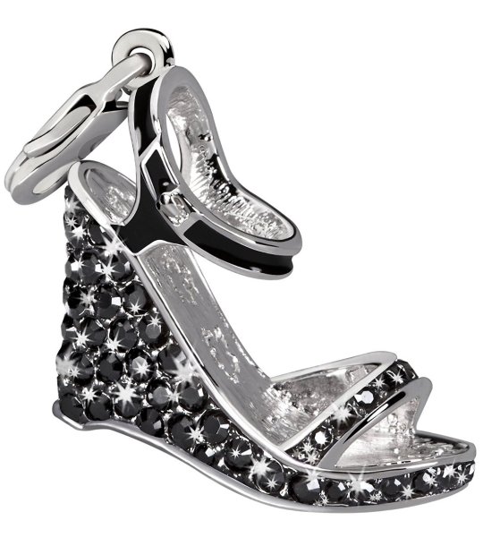 Посребрен чарм във форма на обувка с черни камъни снимка