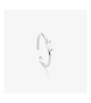 Елегантен сребрист дамски пръстен с правоъгълен камък снимка