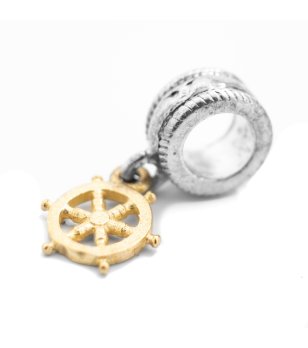 Морски талисман с рул снимка