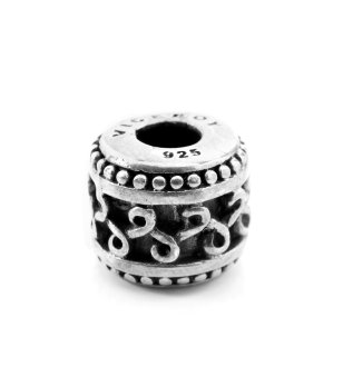 Талисман за гривна с орнаменти снимка