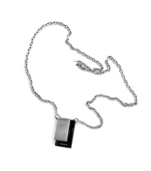 Дамско сребристо колие с плочка в сребристо и черно снимка