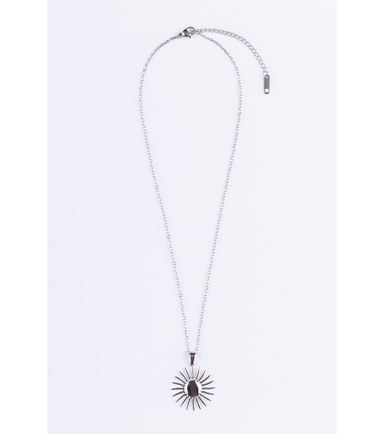 Сребристо дамско колие с висулка слънце снимка