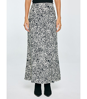 Дълга черна пола с принт Arcelia снимка