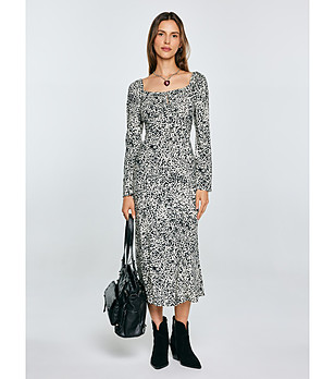 Рокля в черно и бяло Kiara снимка