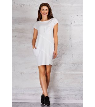 Бяла памучна рокля снимка