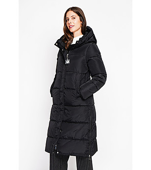 Дамско дълго зимно яке в черно снимка