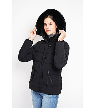 Дамско черно зимно яке снимка